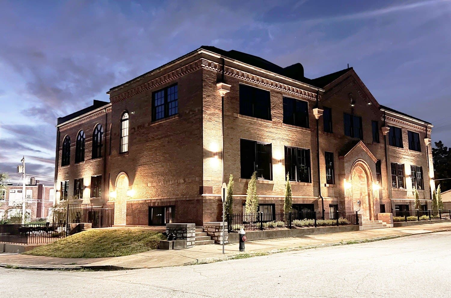 4021 Iowa Avenue, St. Louis, Missouri 63118, United States