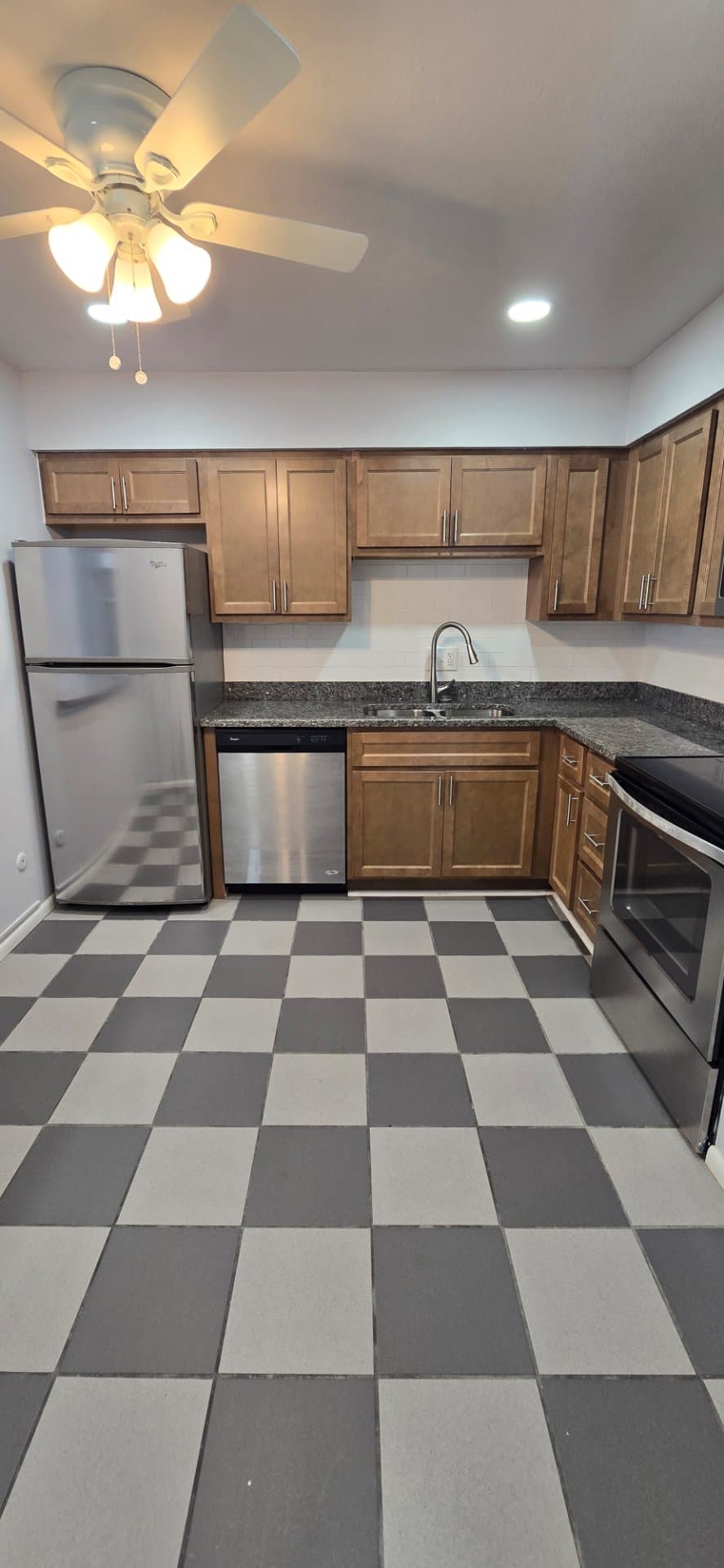 4355 Maryland Avenue, St. Louis, Missouri 63108, United States