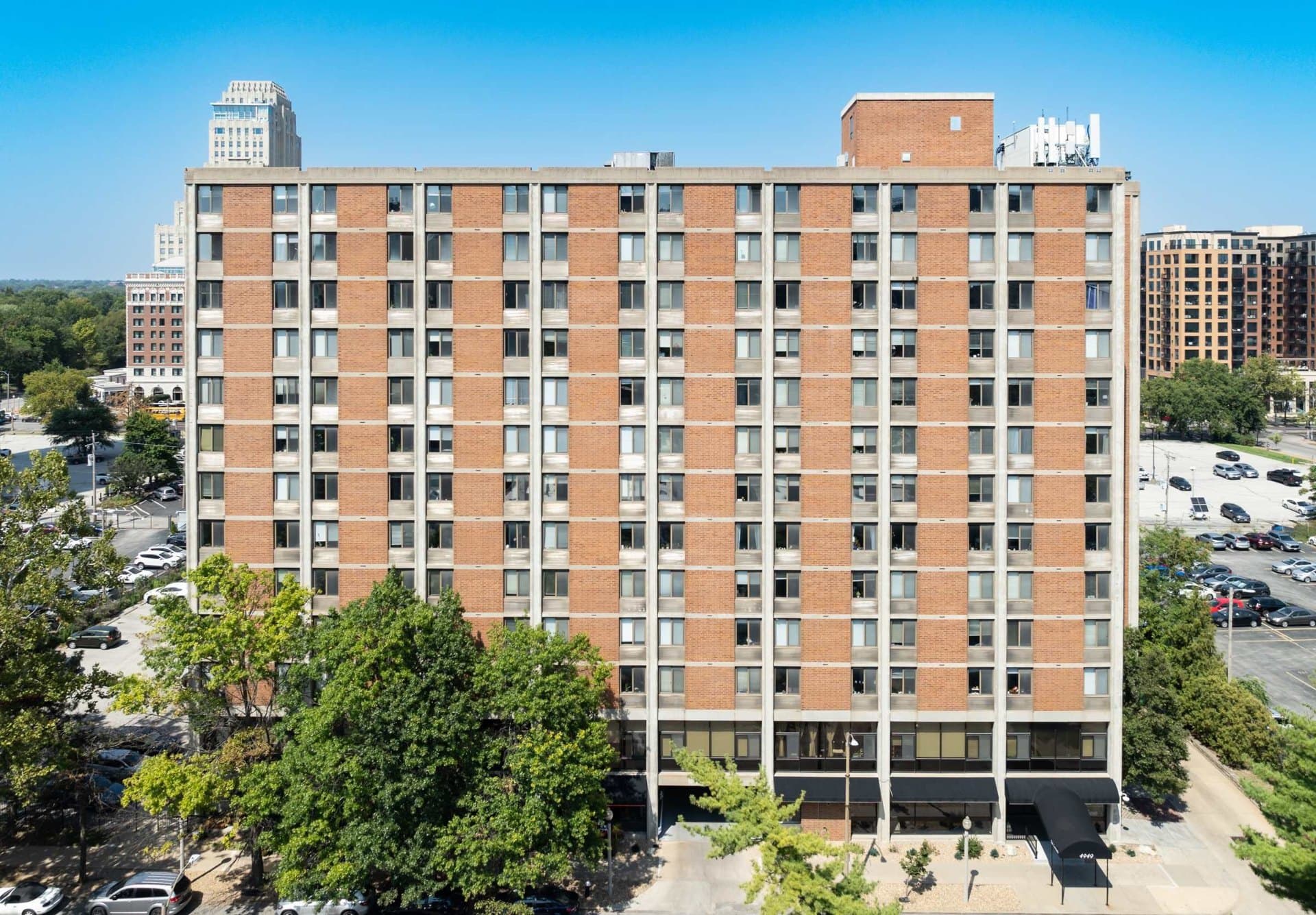 4949 West Pine Boulevard, St. Louis, Missouri 63108, United States
