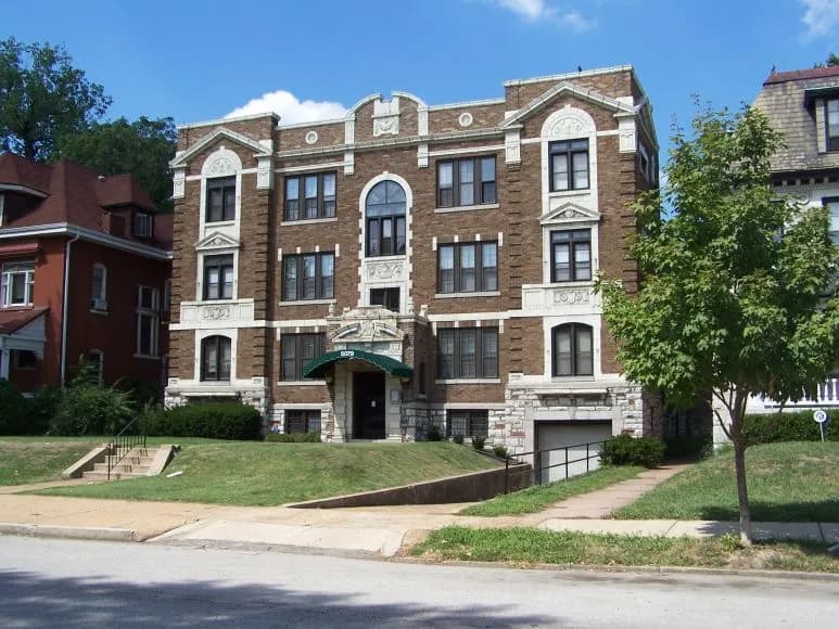 5079 Waterman Boulevard, St. Louis, Missouri 63108, United States