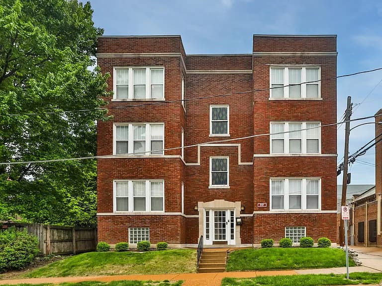 517 Kingsland Avenue, University City, Missouri 63130, United States