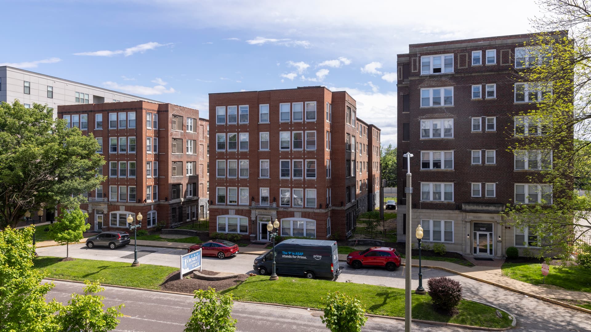 5528 Pershing Avenue, St. Louis, Missouri 63112, United States