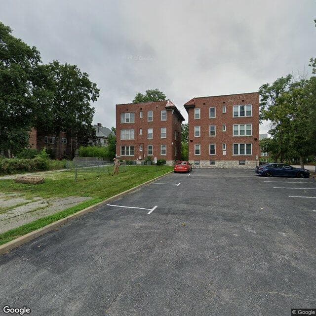 6632 Washington Avenue, University City, Missouri 63130, United States