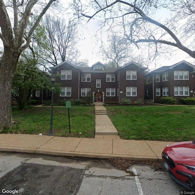 6633 University Drive, University City, Missouri 63130, United States