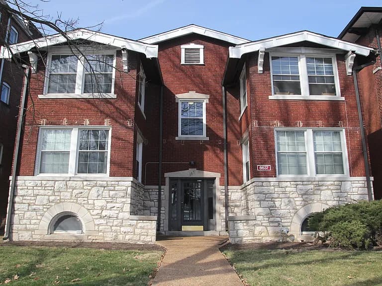 6637 Kingsbury Boulevard, University City, Missouri 63130, United States