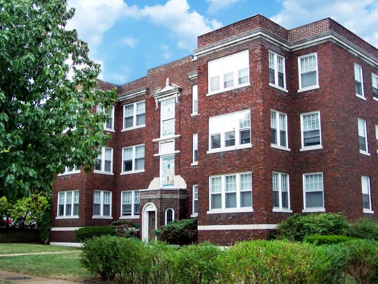 6805 Washington Ave, University City, MO 63130