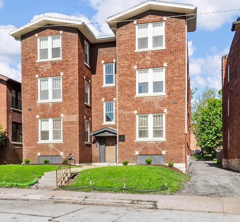 729 Westgate Avenue, University City, Missouri 63130, United States