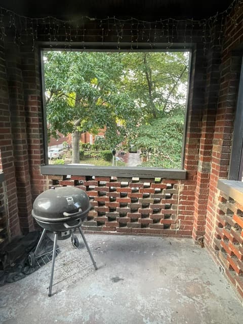7342 Dartmouth Avenue, University City, Missouri 63130, United States