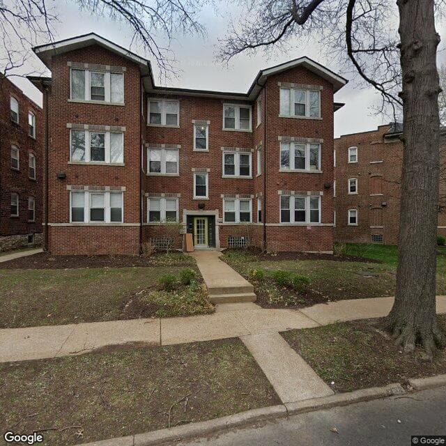 745 Interdrive Street, University City, Missouri 63130, United States