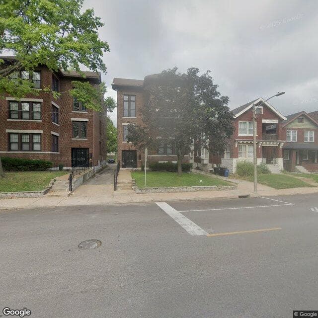 807 Westgate Avenue, University City, Missouri 63130, United States